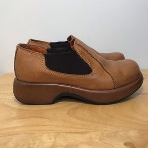 Dansko Brown Tan Clogs